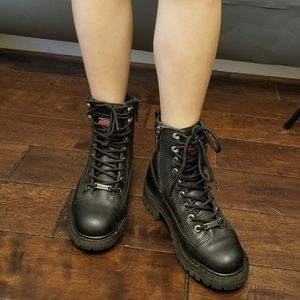 Milwaukee accelerator boots